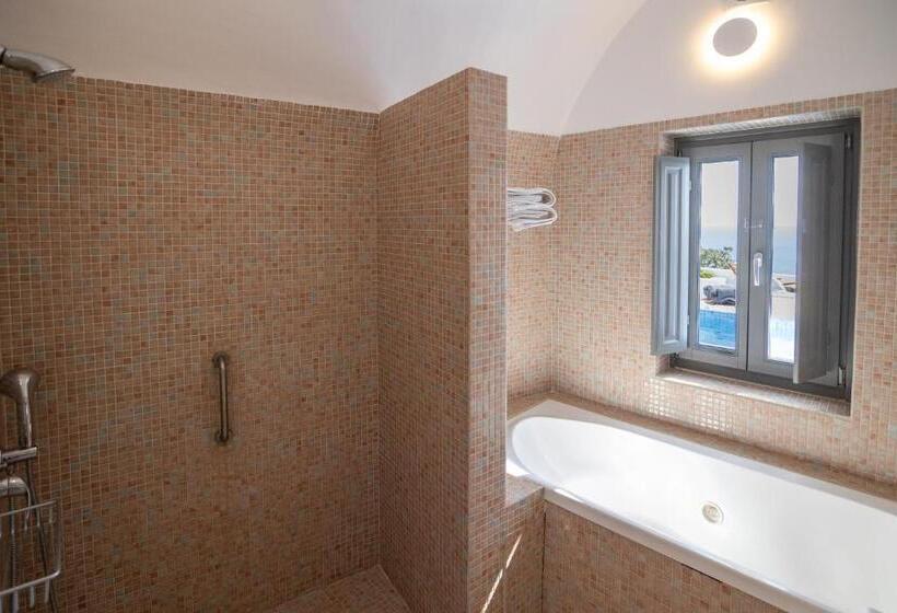 هتل Ikies Santorini