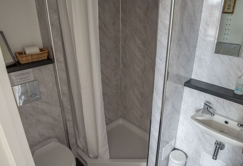 ホテル Toothbrush Rooms At Lattice Lodge   Guest Kitchen & Ev Recharging