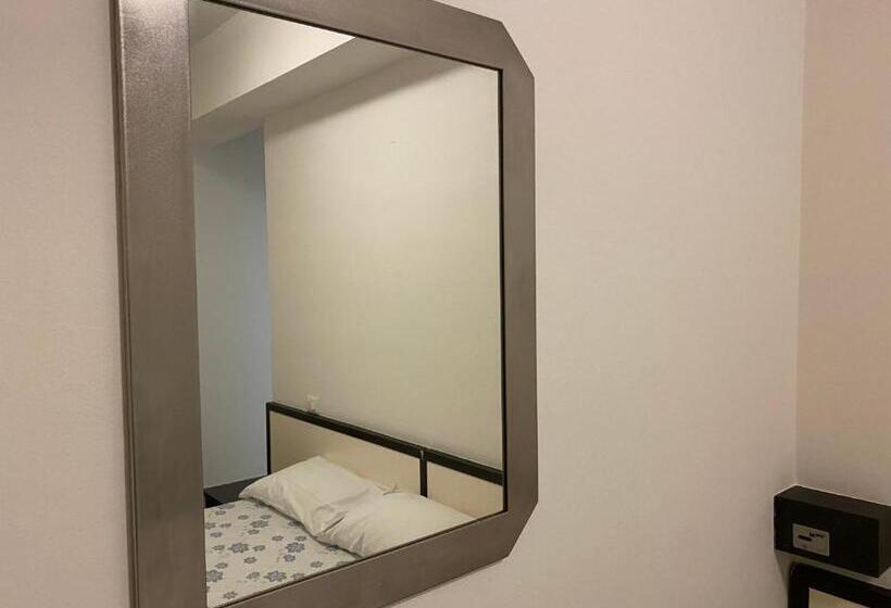 هتل Residence Roxy