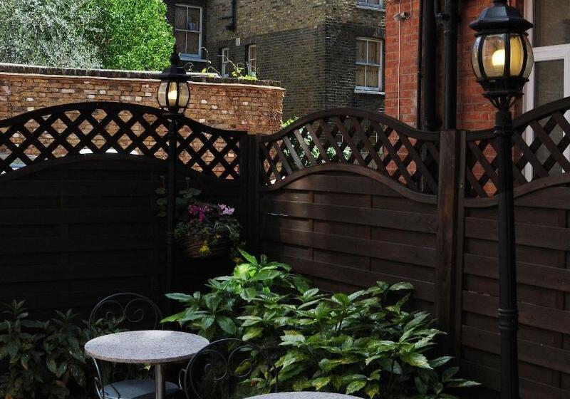 Abercorn House   Hostel