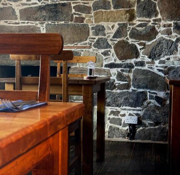 مبيت وإفطار The Tobermory