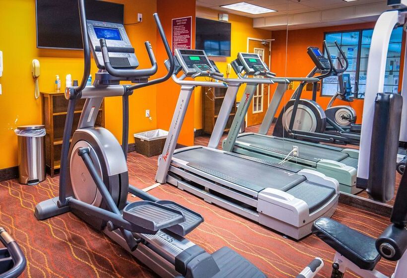 هتل Americinn By Wyndham Denver Airport