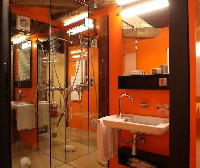 Отель Hôtel Restaurant Le Château De Besseuil, Mâcon Nord   Teritoria