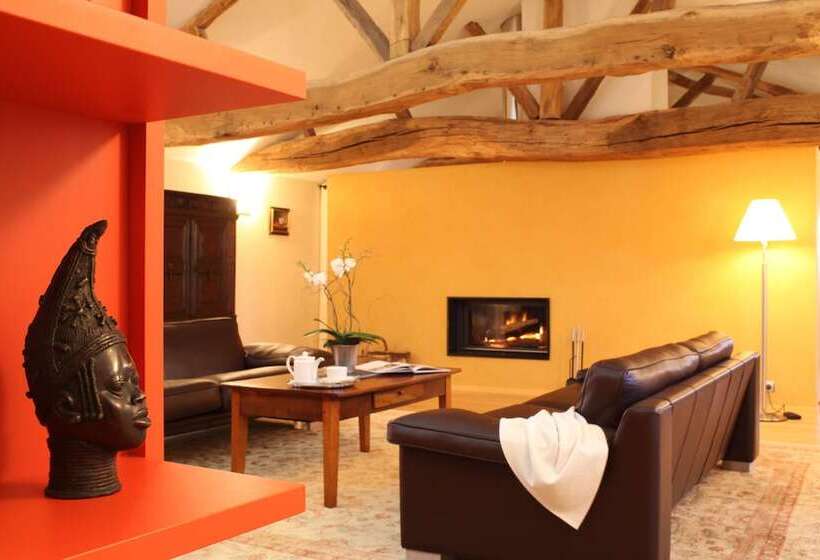 Отель Hôtel Restaurant Le Château De Besseuil, Mâcon Nord   Teritoria