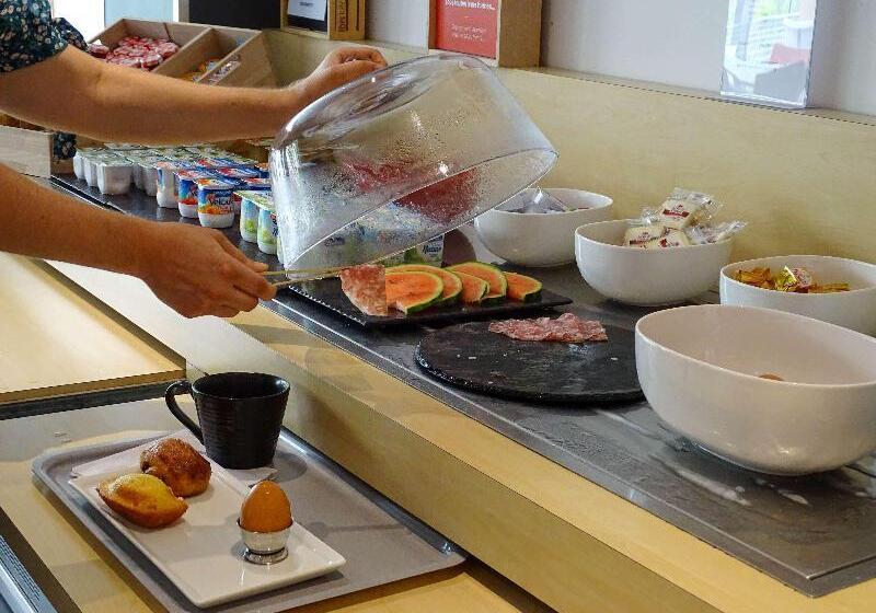 ホテル Ibis Golfe De Sainttropez