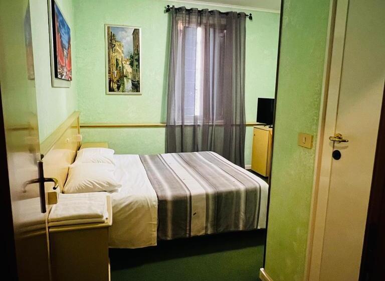 هتل Nuova Locanda Belvedere