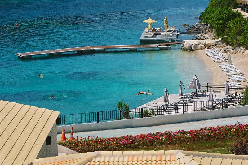هتل Ornella Beach Resort & Villas
