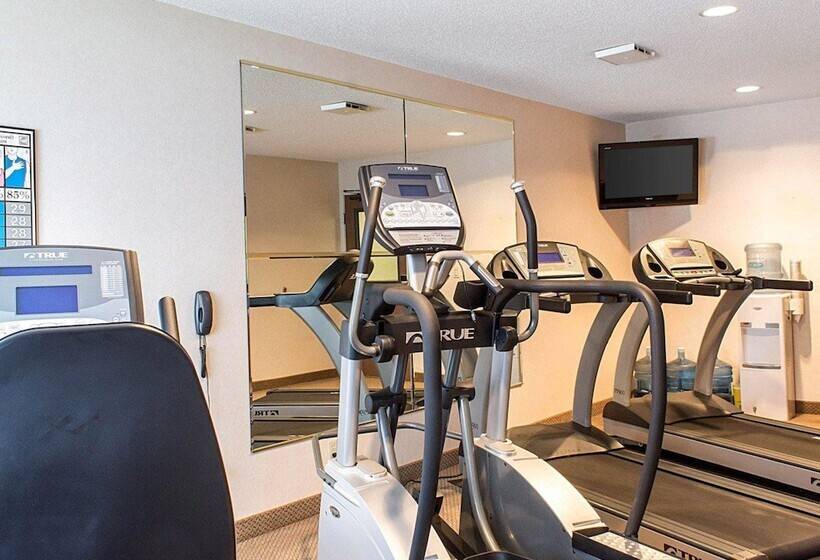 فندق Quality Inn