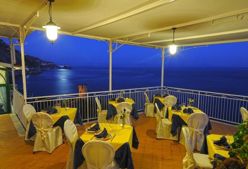 Отель Torre Saracena