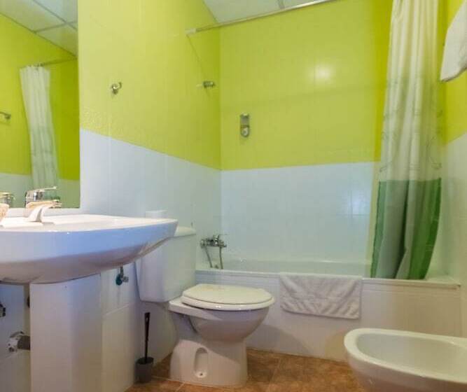 پانسیون Nest Style Granada