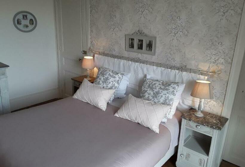 민박 Le Manoir De Crisolles