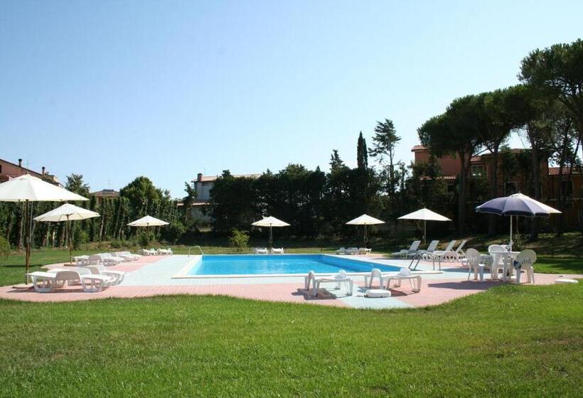 ホテル Villa Dei Pini