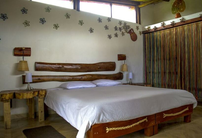 פנסיון Monte Verde Cabañas & Camping