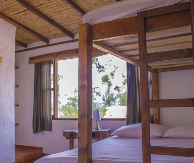 פנסיון Monte Verde Cabañas & Camping