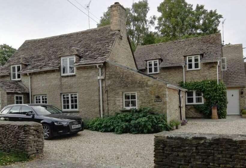 민박 Well Cottage B And B