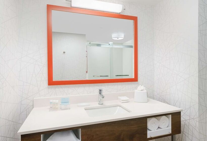 Hampton Inn & Suites Thousand Oaks, Ca