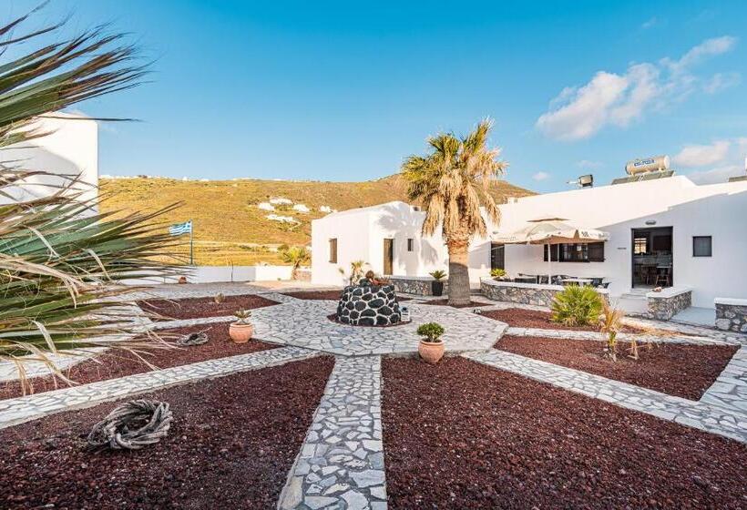 هتل Agia Irini