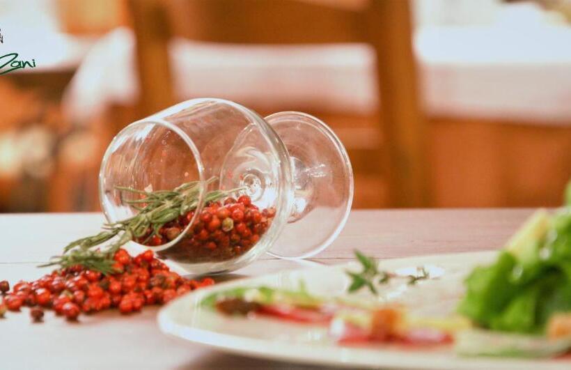 فندق Bourazani Wild Life Resort