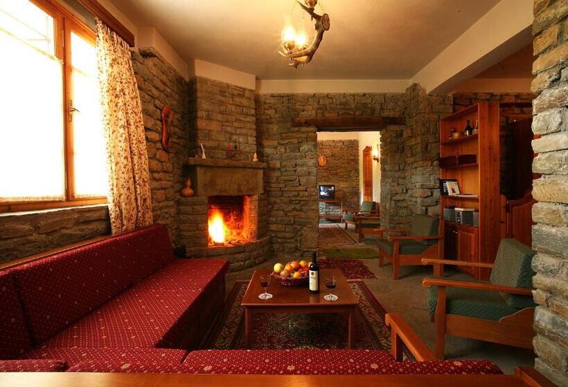 فندق Bourazani Wild Life Resort