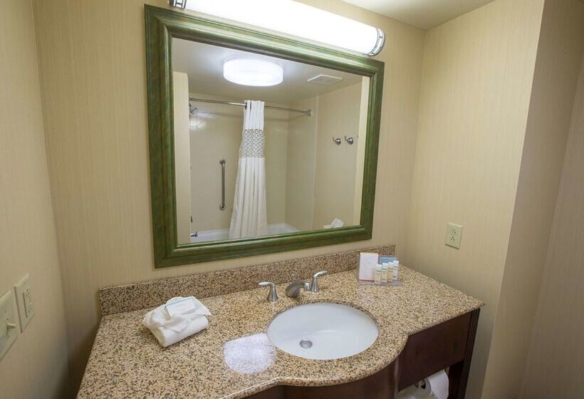 هتل Hampton Inn & Suites Berkshires Lenox