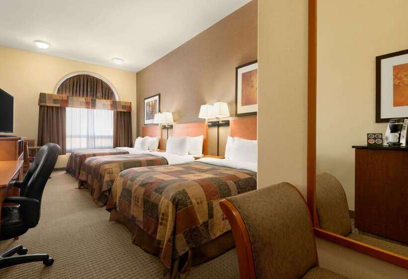 בית מלון כפרי Ramada By Wyndham Drayton Valley
