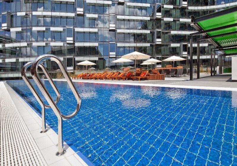 هتل The Darling At The Star