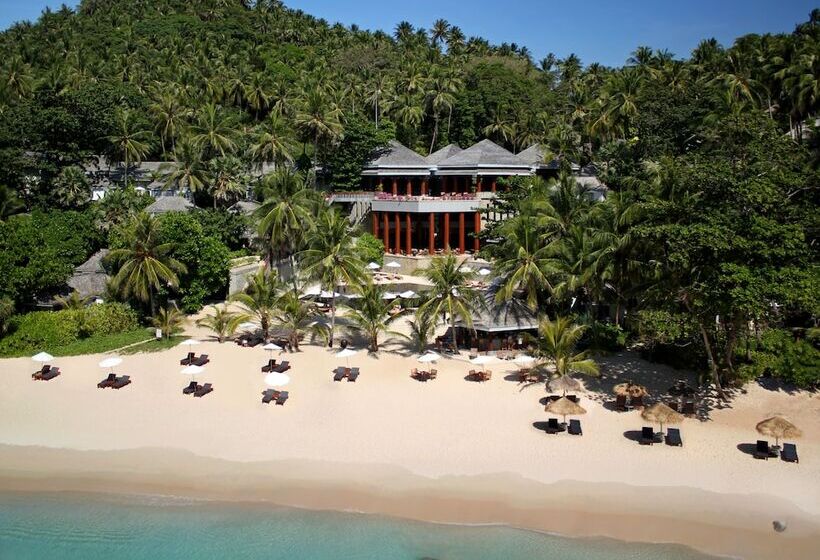 Отель The Surin Phuket