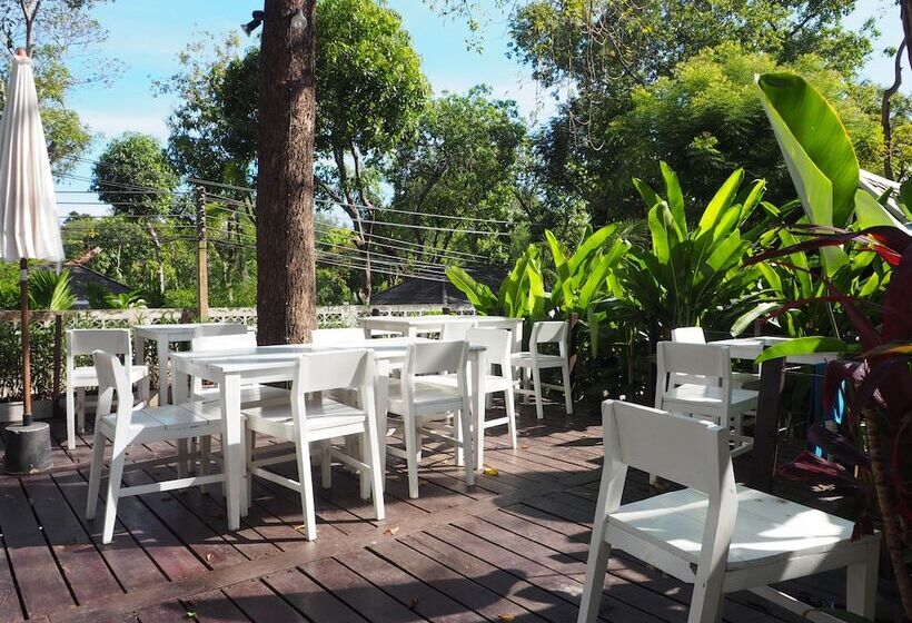 Lima Bella Resort