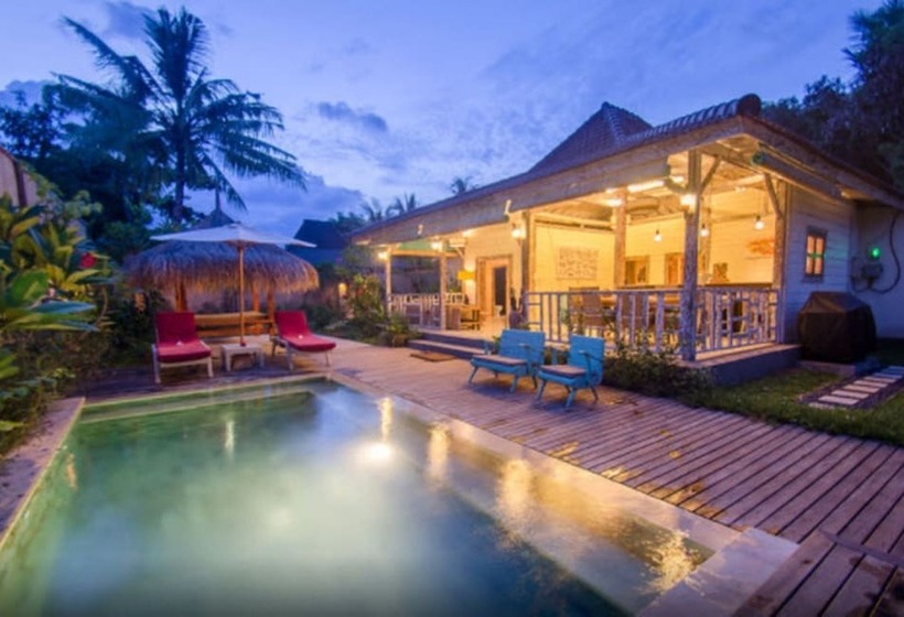 هتل Scallywags Smugglers