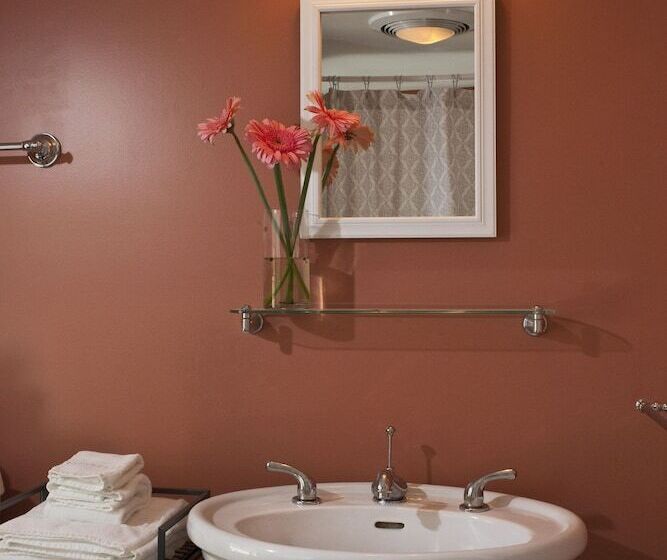 مبيت وإفطار Newcastle Inn