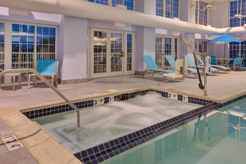 Holiday Inn Express Hotel & Suites Petoskey, An Ihg