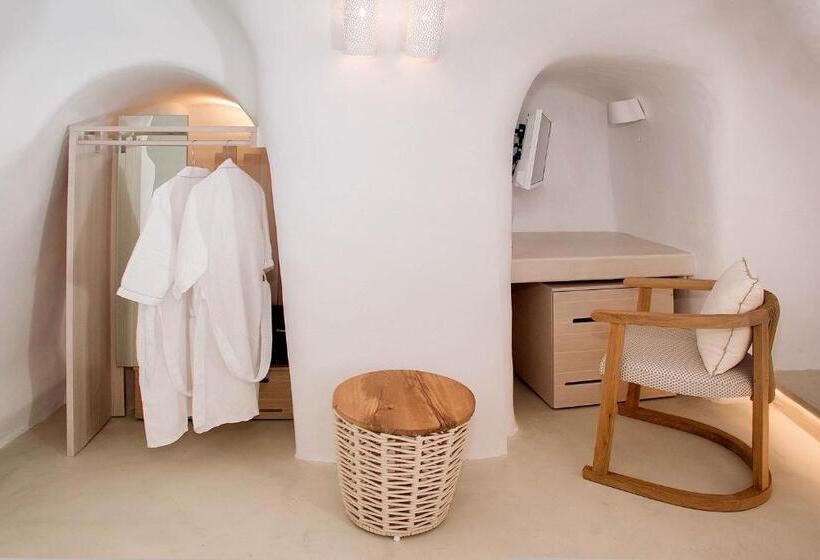هتل Aperto Suites  Adults Only