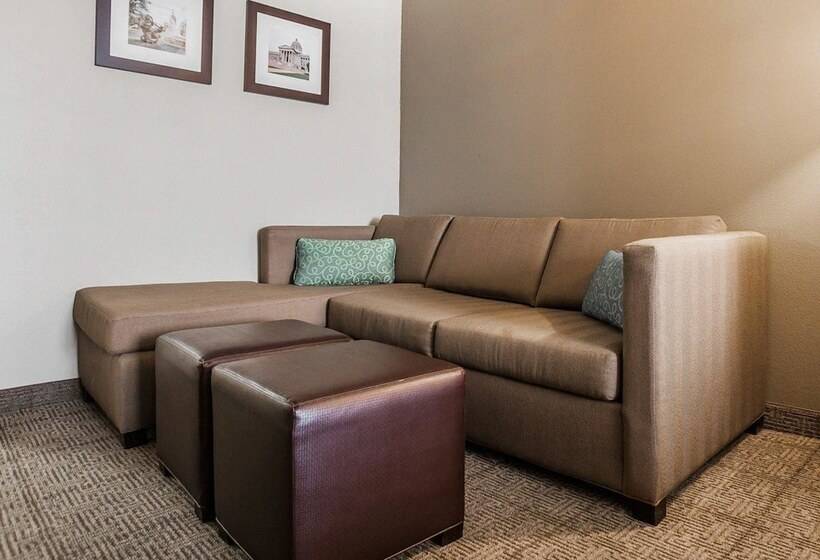 ホテル Comfort Inn & Suites Moberly