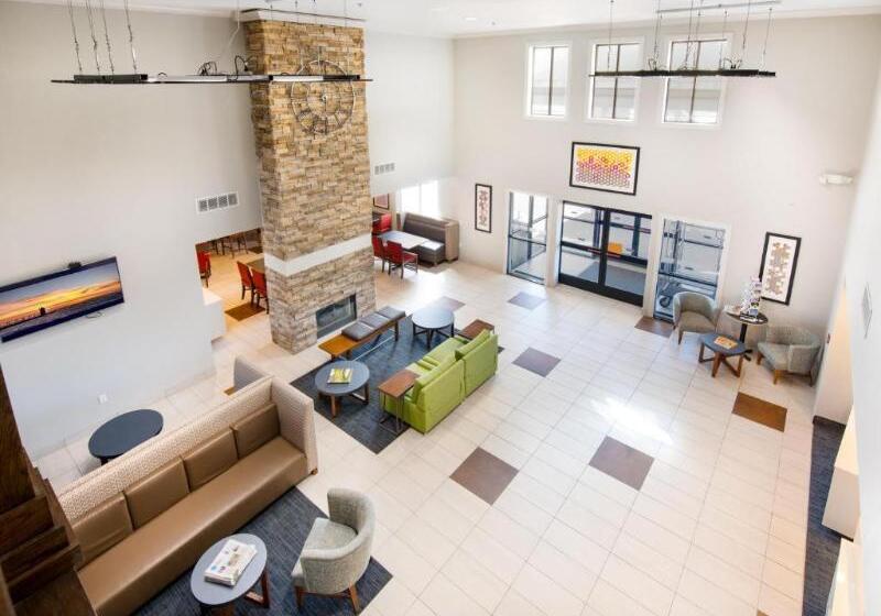 בית מלון כפרי Country Inn & Suites By Radisson, South Haven, Mi