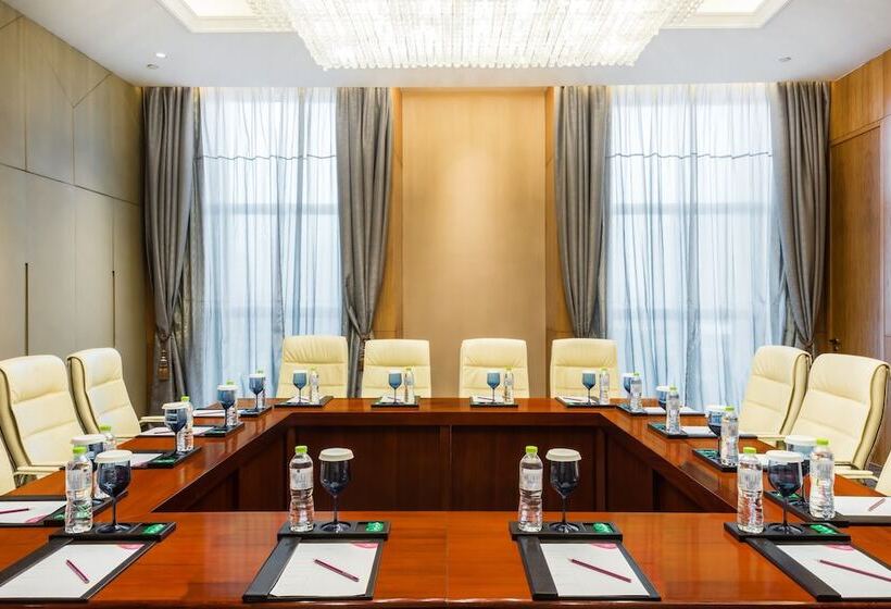 هتل Crowne Plaza Xiangyang, An Ihg