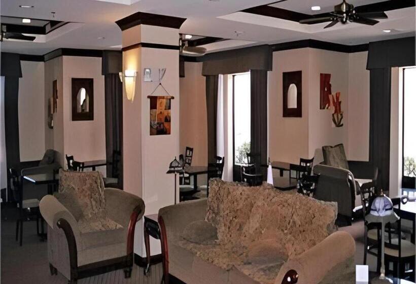 Holiday Inn Express Hotel & Suites Cleveland By Ihg