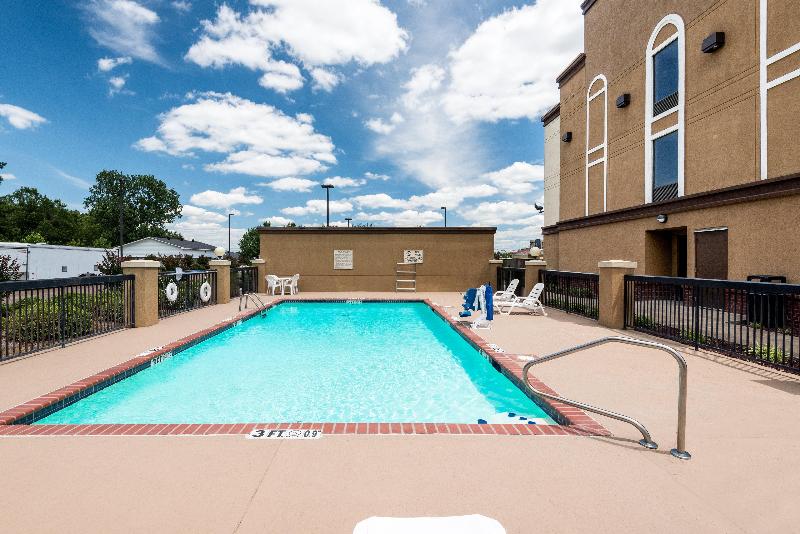 فندق Holiday Inn Express & Suites   Grenada, An Ihg