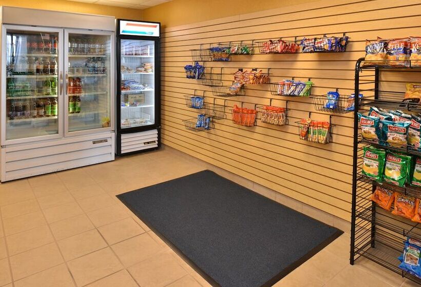 هتل Holiday Inn Express & Suites   Ocean City, An Ihg