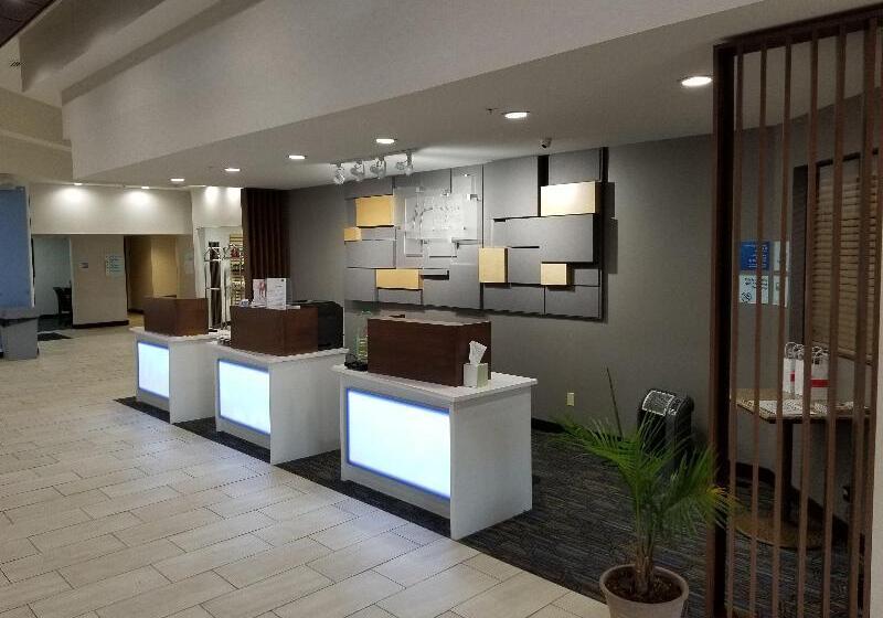 فندق Holiday Inn Express Birch Run Frankenmuth Area, An Ihg
