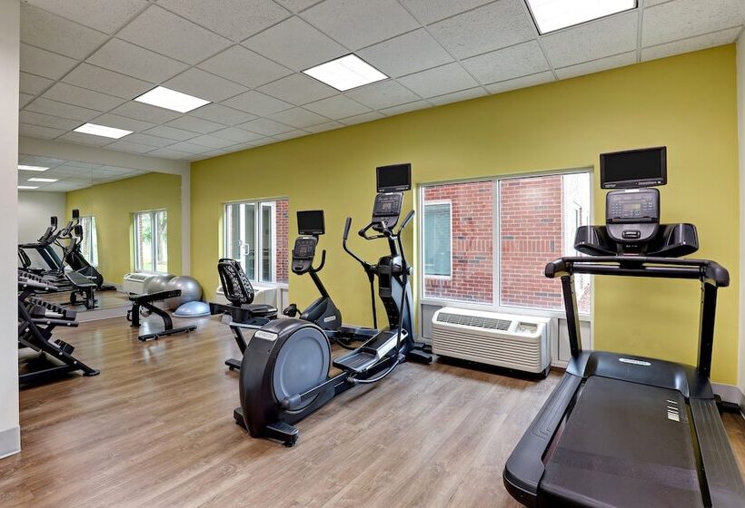 בית מלון כפרי Holiday Inn Express Campbellsville, An Ihg