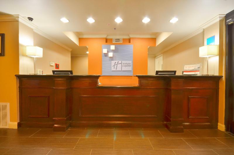 فندق Holiday Inn Express & Suites Pine Bluff/pines Mall, An Ihg