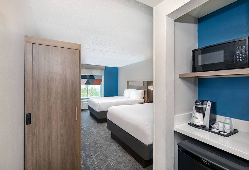 هتل Holiday Inn Express & Suites Columbus At Northlake, An Ihg