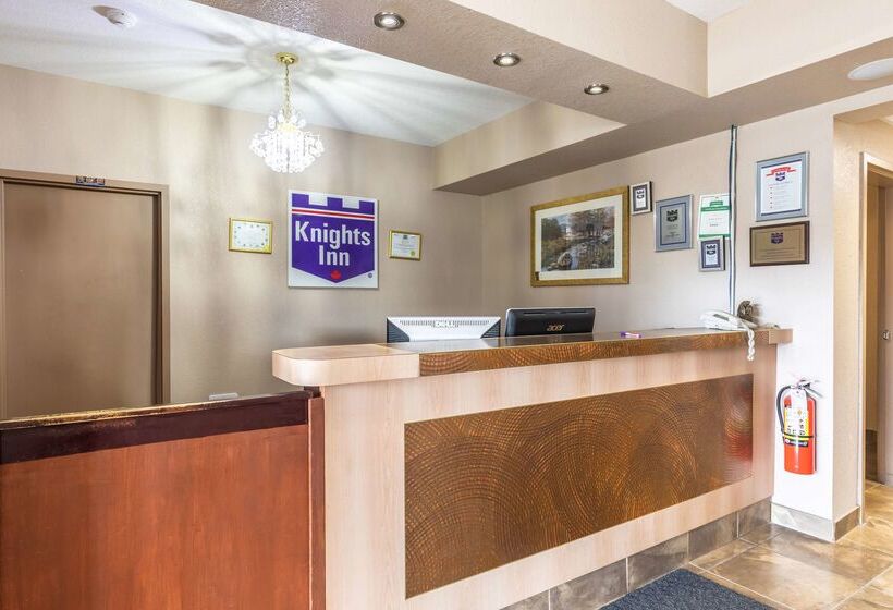 ホテル Knights Inn Orillia