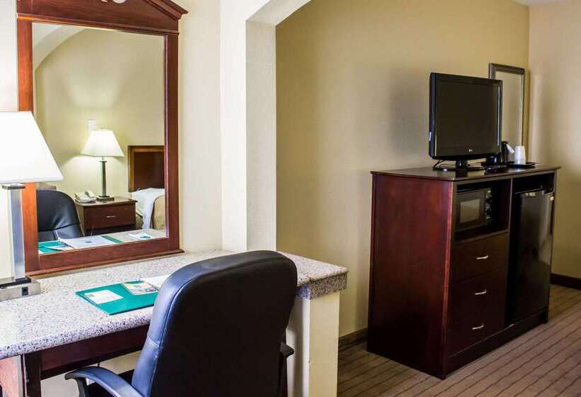 ホテル Quality Inn Fuquay Varina East
