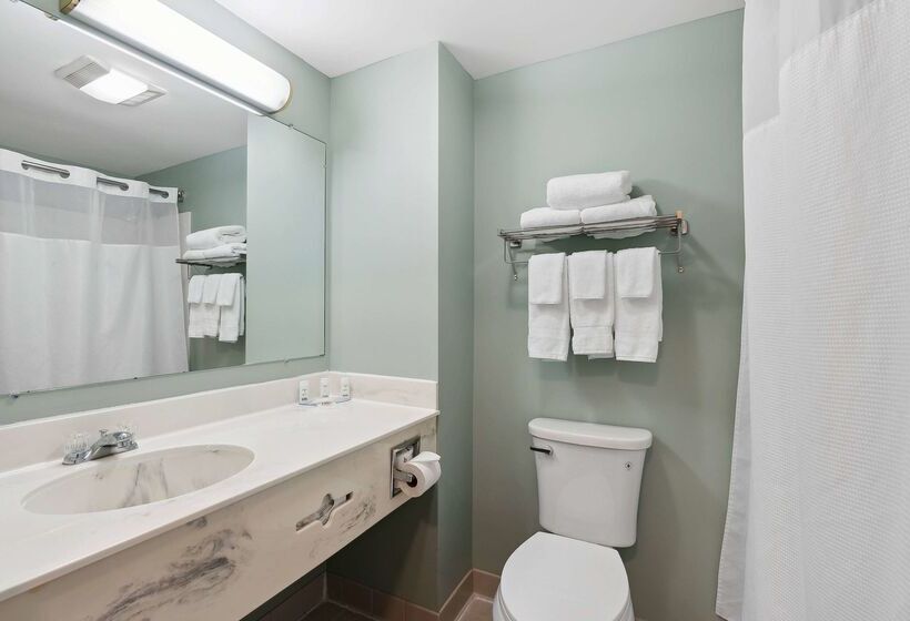 فندق Ramada By Wyndham Saco/old Orchard Beach Area