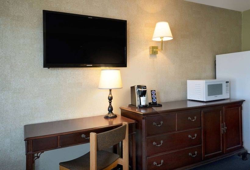 酒店 Thriftlodge By Wyndham Regina North