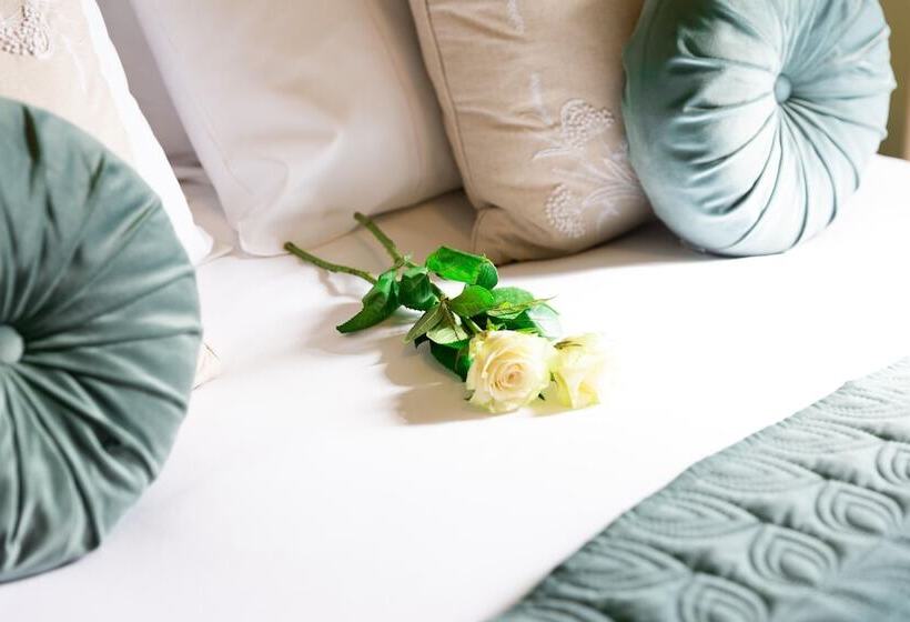 민박 All Seasons Boutique Hotels