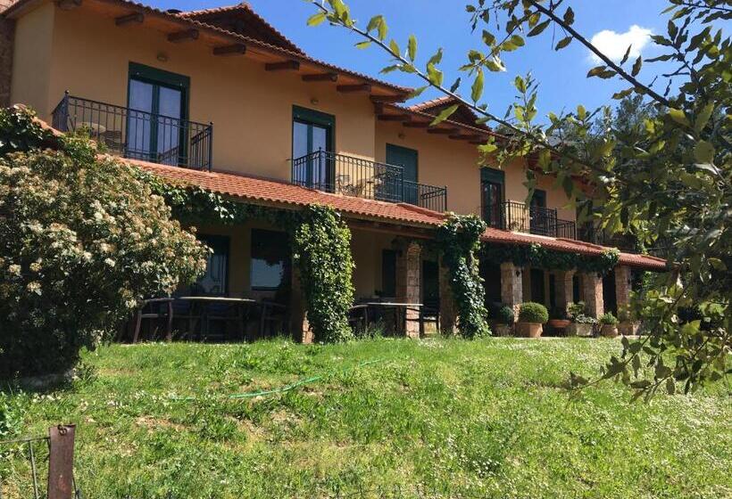 ホテル Aphrodite's Inn Kalavrita