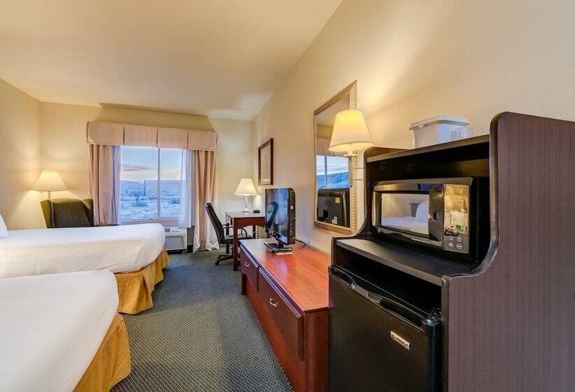 فندق Grand River