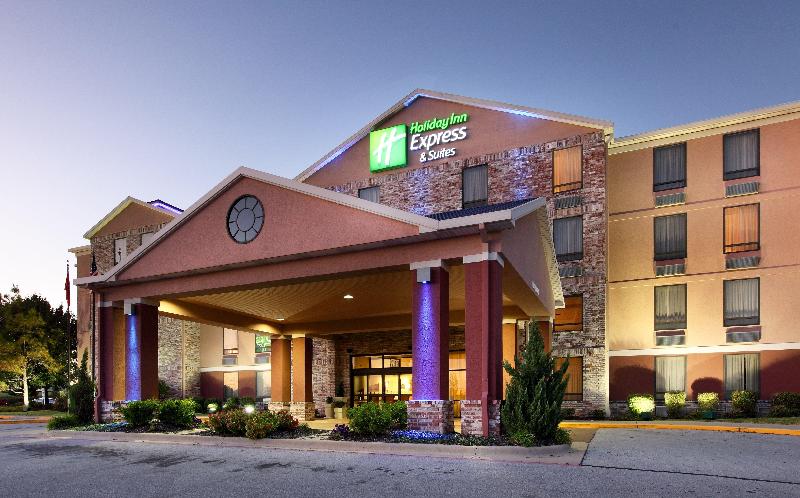 Holiday Inn Express Hotel & Suites Harrison By Ihg